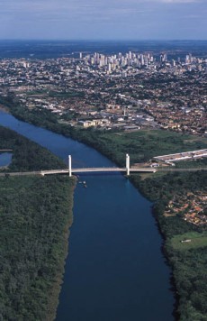 Ponte sobre o Rio Cuiabá - MT